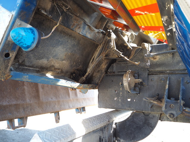 日野レンジャーダンプ増トン（6t・8t）[写真19]