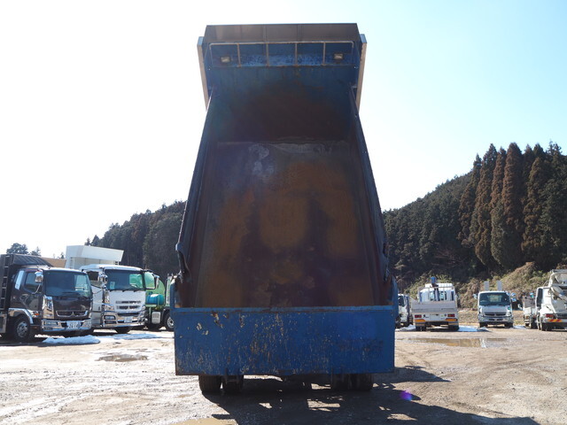 日野レンジャーダンプ増トン（6t・8t）[写真09]