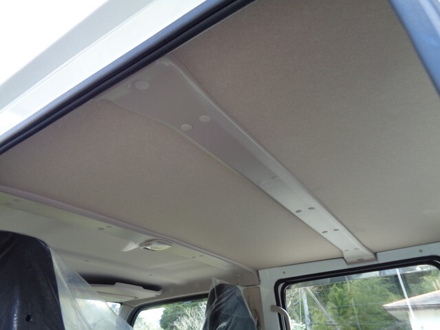 三菱ふそうキャンターダブルキャブ（Wキャブ）小型（2t・3t）[写真30]