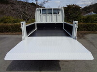 三菱ふそうキャンターダブルキャブ（Wキャブ）小型（2t・3t）[写真10]