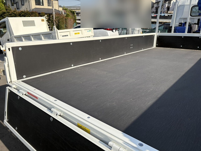 三菱ふそうキャンタークレーン4段小型（2t・3t）[写真10]