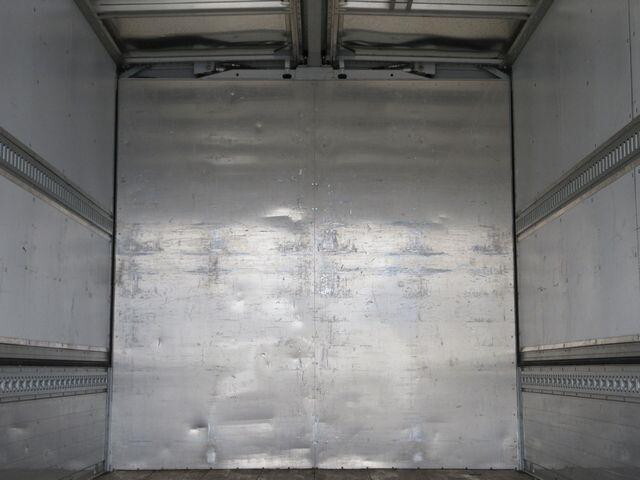 三菱ふそうファイターアルミウイング中型（4t）[写真17]