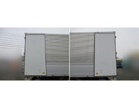 三菱ふそうファイターアルミウイング中型（4t）[写真23]