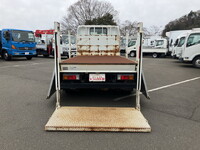 三菱ふそうキャンターアルミブロック小型（2t・3t）[写真11]