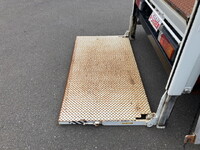 三菱ふそうキャンターアルミブロック小型（2t・3t）[写真17]