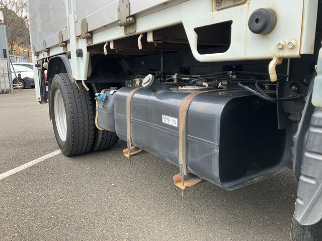 三菱ふそうキャンターアルミブロック小型（2t・3t）[写真20]