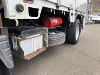 三菱ふそうキャンターアルミブロック小型（2t・3t）[写真22]