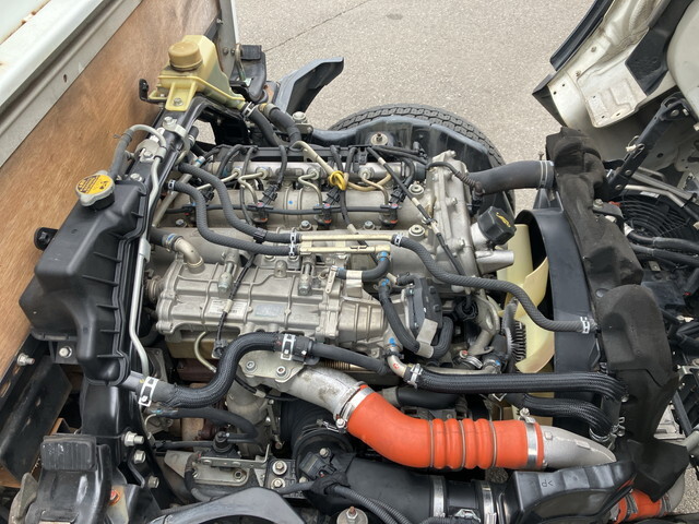 三菱ふそうキャンターアルミブロック小型（2t・3t）[写真28]