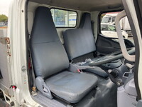 三菱ふそうキャンターアルミブロック小型（2t・3t）[写真33]