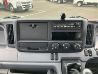 三菱ふそうキャンターアルミブロック小型（2t・3t）[写真37]