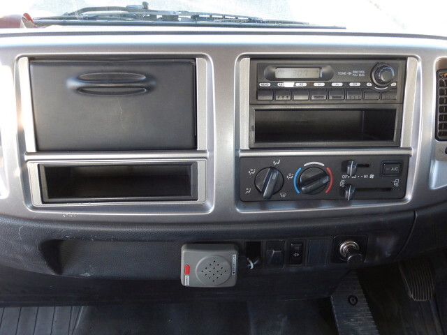 日野レンジャー高所作業車中型（4t）[写真20]