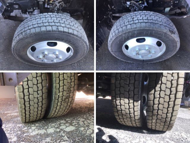 三菱ふそうファイターセルフクレーン4段中型（4t）[写真20]