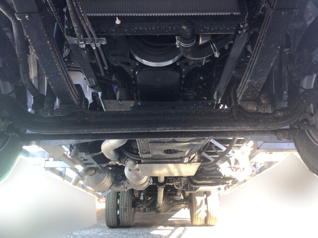 三菱ふそうファイターセルフクレーン4段中型（4t）[写真23]