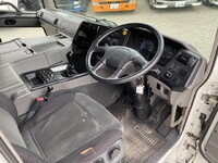 三菱ふそうスーパーグレートトレーラーヘッド（トラクターヘッド）大型（10t）[写真20]