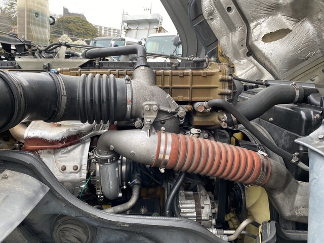 三菱ふそうスーパーグレートトレーラーヘッド（トラクターヘッド）大型（10t）[写真26]