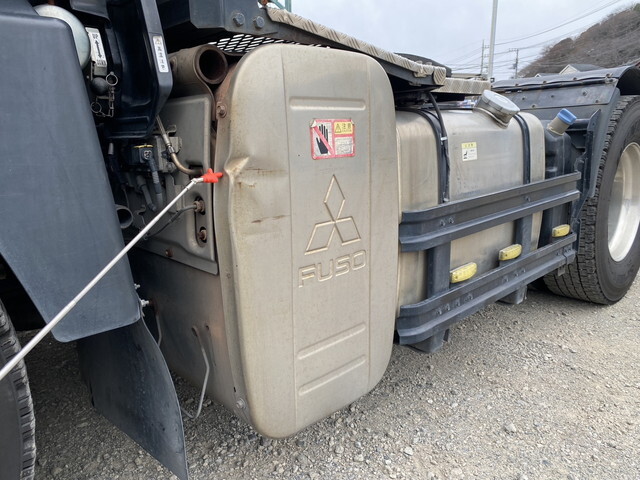 三菱ふそうスーパーグレートトレーラーヘッド（トラクターヘッド）大型（10t）[写真37]