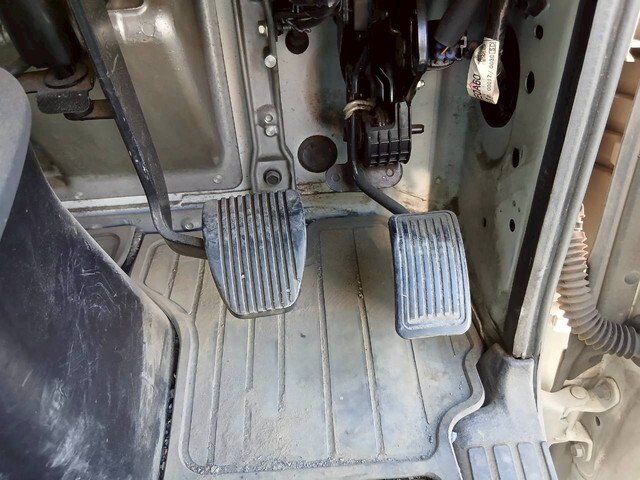 日野レンジャーアルミウイング中型（4t）[写真33]