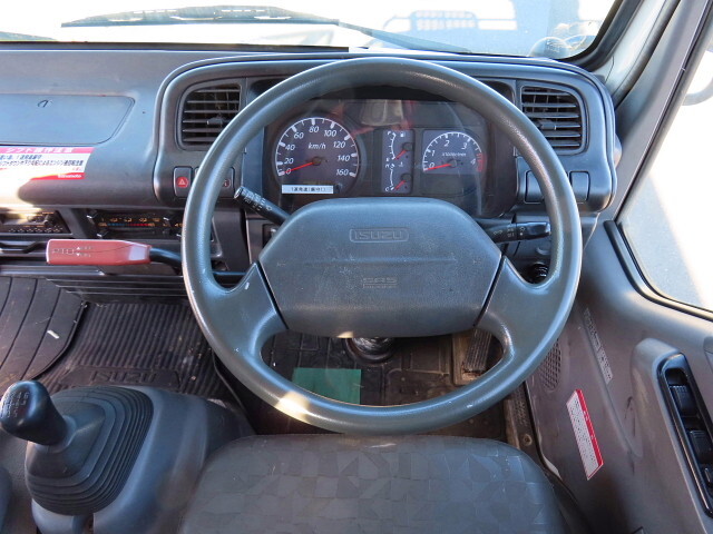 いすゞエルフ高所作業車小型（2t・3t）[写真19]