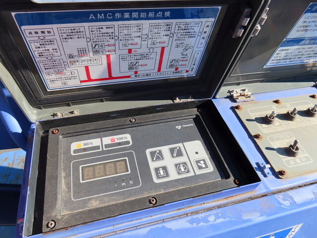 いすゞエルフ高所作業車小型（2t・3t）[写真29]