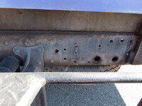 いすゞエルフ高所作業車小型（2t・3t）[写真10]