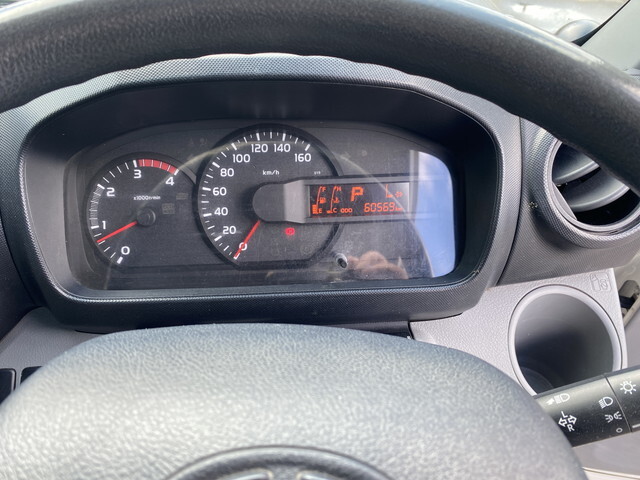 日野デュトロ平ボディ小型（2t・3t）[写真12]