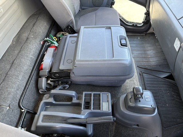 いすゞフォワード冷凍車（冷蔵車）中型（4t）[写真33]