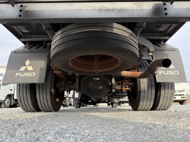 三菱ふそうキャンターアルミバン小型（2t・3t）[写真23]