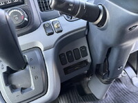 三菱ふそうキャンターアルミバン小型（2t・3t）[写真32]