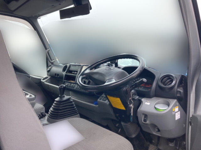 日野デュトロセーフティローダー小型（2t・3t）[写真34]