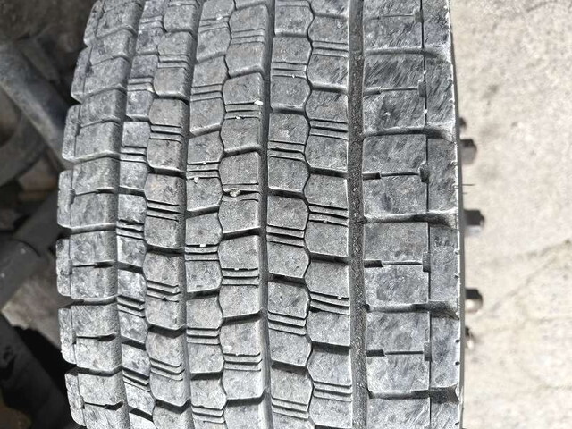 UDトラックスクオン冷凍車（冷蔵車）大型（10t）[写真10]