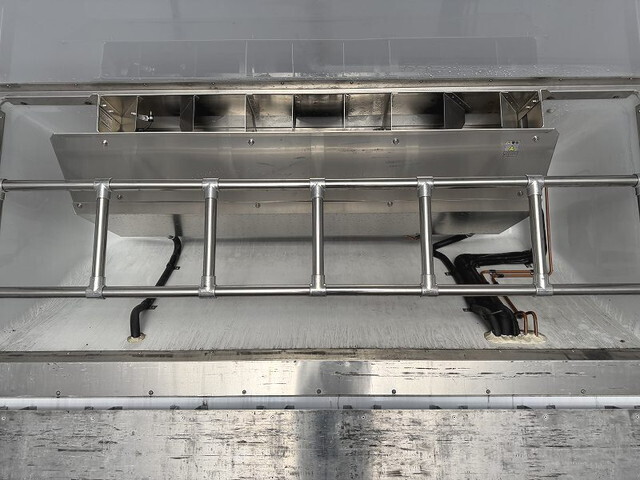 UDトラックスクオン冷凍車（冷蔵車）大型（10t）[写真14]