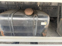 UDトラックスクオン冷凍車（冷蔵車）大型（10t）[写真18]