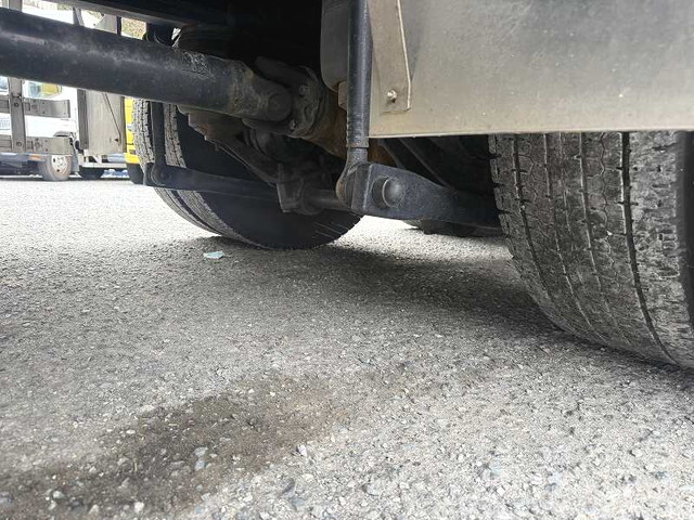 UDトラックスクオン冷凍車（冷蔵車）大型（10t）[写真18]