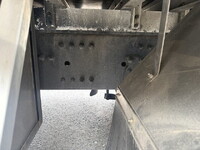 UDトラックスクオン冷凍車（冷蔵車）大型（10t）[写真22]