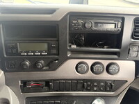 UDトラックスクオン冷凍車（冷蔵車）大型（10t）[写真31]