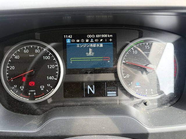 UDトラックスクオン冷凍車（冷蔵車）大型（10t）[写真32]