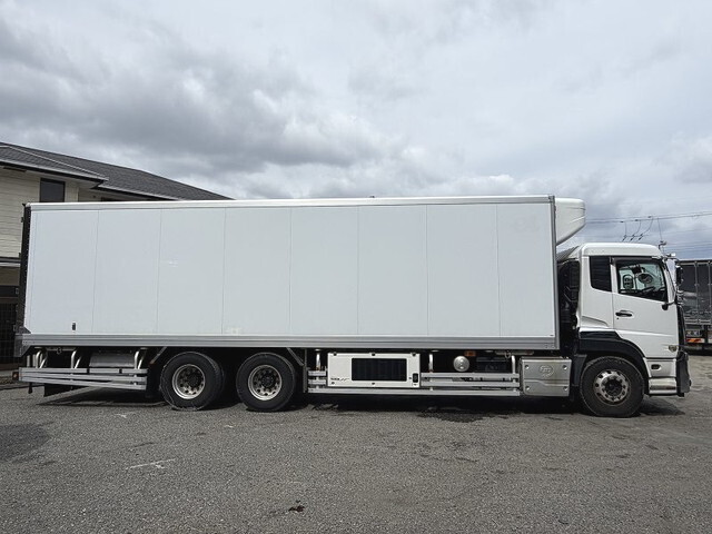 UDトラックスクオン冷凍車（冷蔵車）大型（10t）[写真06]