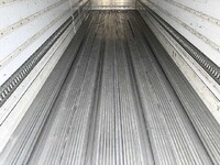 UDトラックスクオン冷凍車（冷蔵車）大型（10t）[写真08]