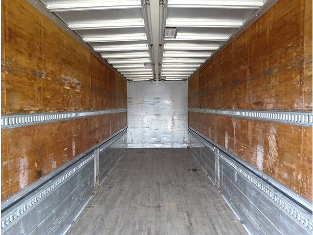 UDトラックスクオンアルミウイング大型（10t）[写真10]