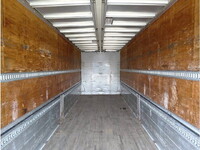 UDトラックスクオンアルミウイング大型（10t）[写真11]