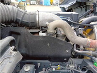 UDトラックスクオンアルミウイング大型（10t）[写真29]