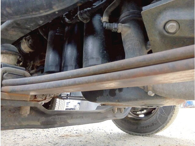 UDトラックスクオンアルミウイング大型（10t）[写真30]