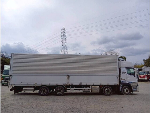 UDトラックスクオンアルミウイング大型（10t）[写真04]