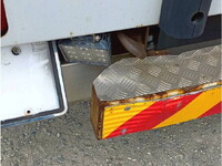 UDトラックスクオンアルミウイング大型（10t）[写真41]