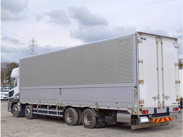 UDトラックスクオンアルミウイング大型（10t）[写真07]