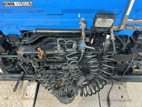 UDトラックスクオントレーラーヘッド（トラクターヘッド）大型（10t）[写真22]