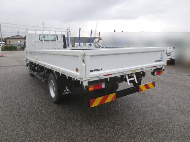 三菱ふそうキャンター平ボディ小型（2t・3t）[写真04]