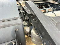 日野プロフィアトレーラーヘッド（トラクターヘッド）大型（10t）[写真14]