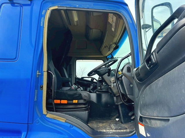 日野プロフィアトレーラーヘッド（トラクターヘッド）大型（10t）[写真18]