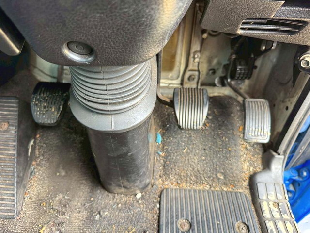 日野プロフィアトレーラーヘッド（トラクターヘッド）大型（10t）[写真23]